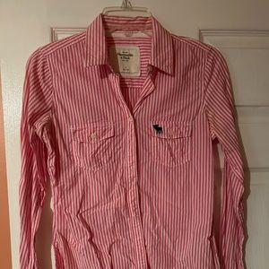 Small Abercrombie pink and white striped collared shirt.